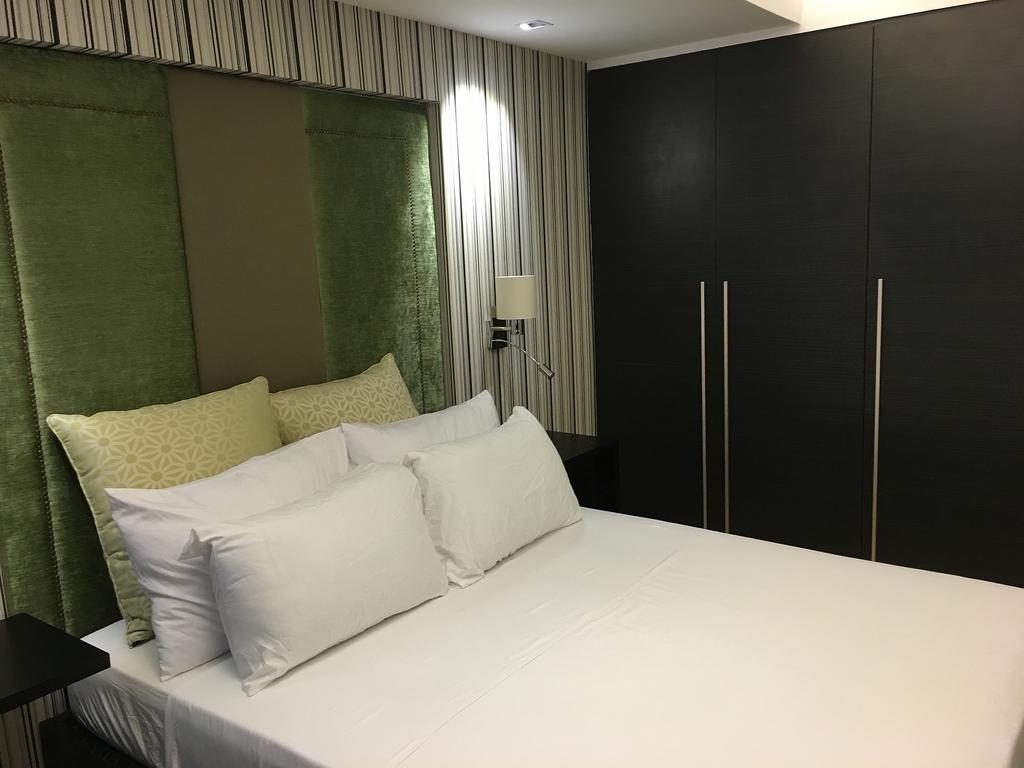 Mandaluyong Shang Luxury Suites חדר תמונה