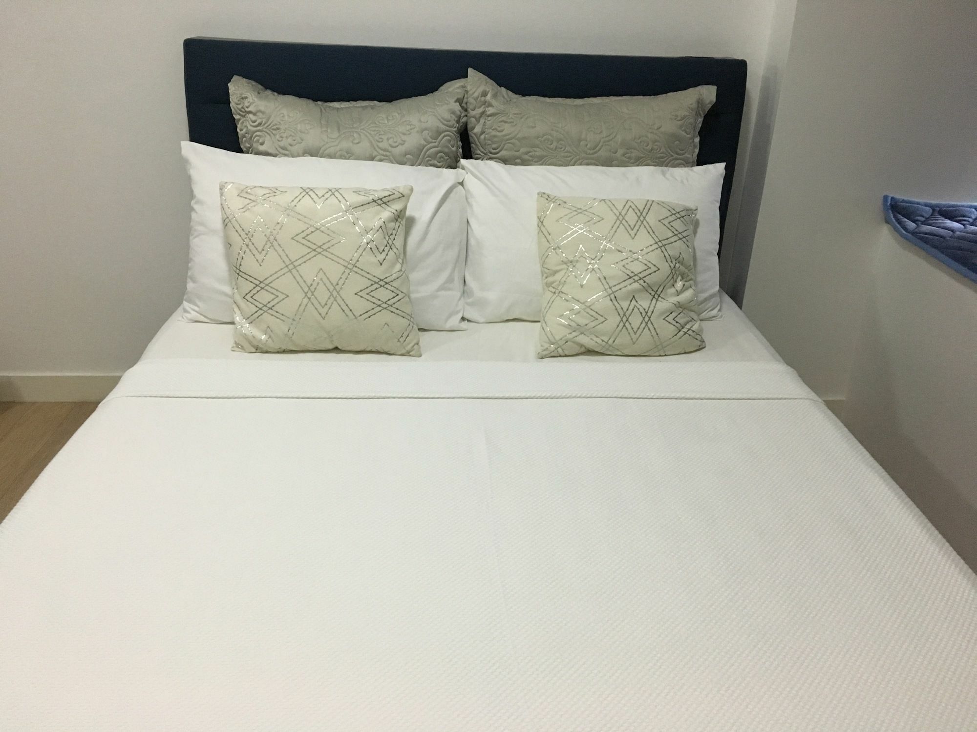 Mandaluyong Shang Luxury Suites מראה חיצוני תמונה