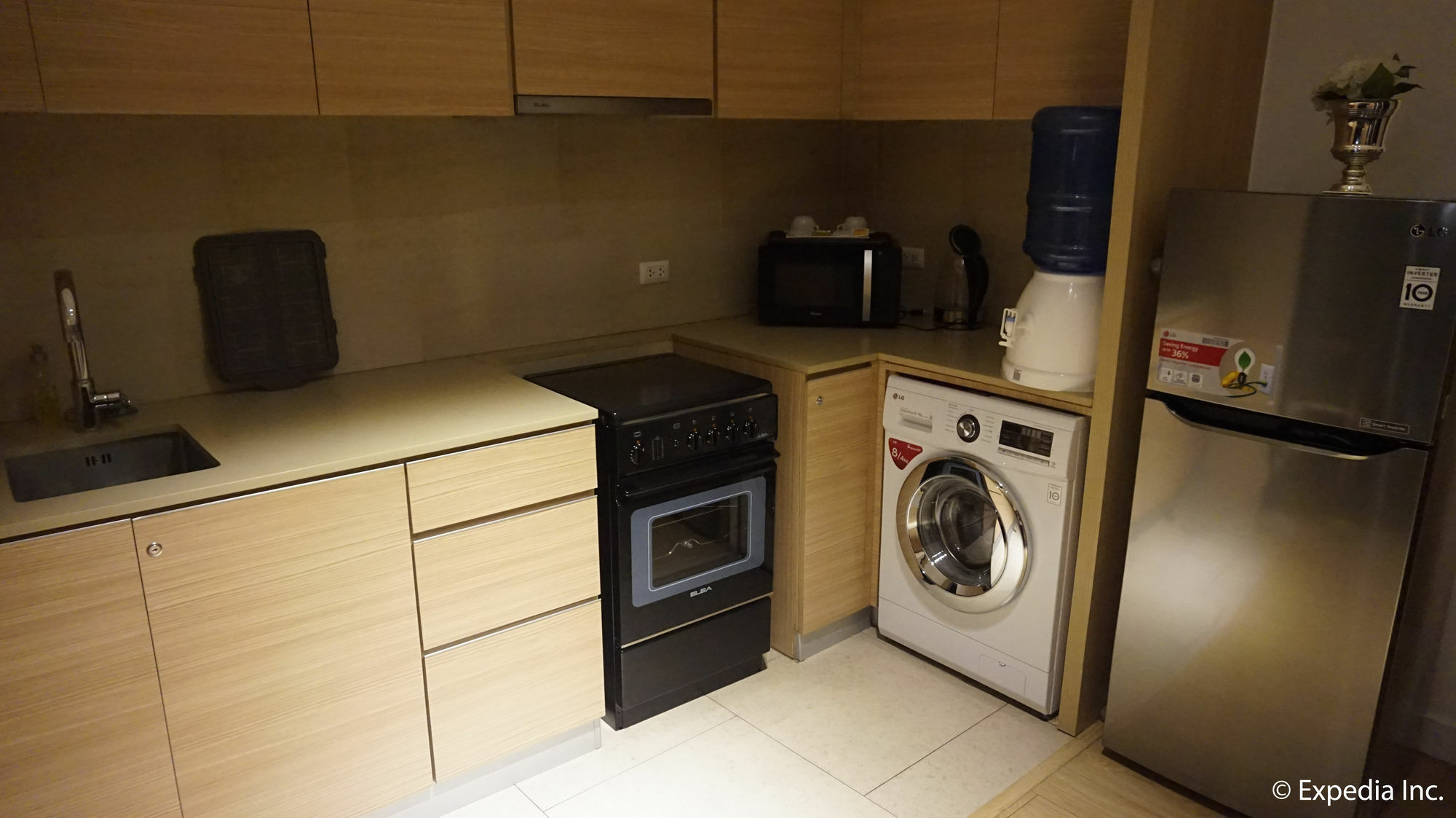 Mandaluyong Shang Luxury Suites מראה חיצוני תמונה