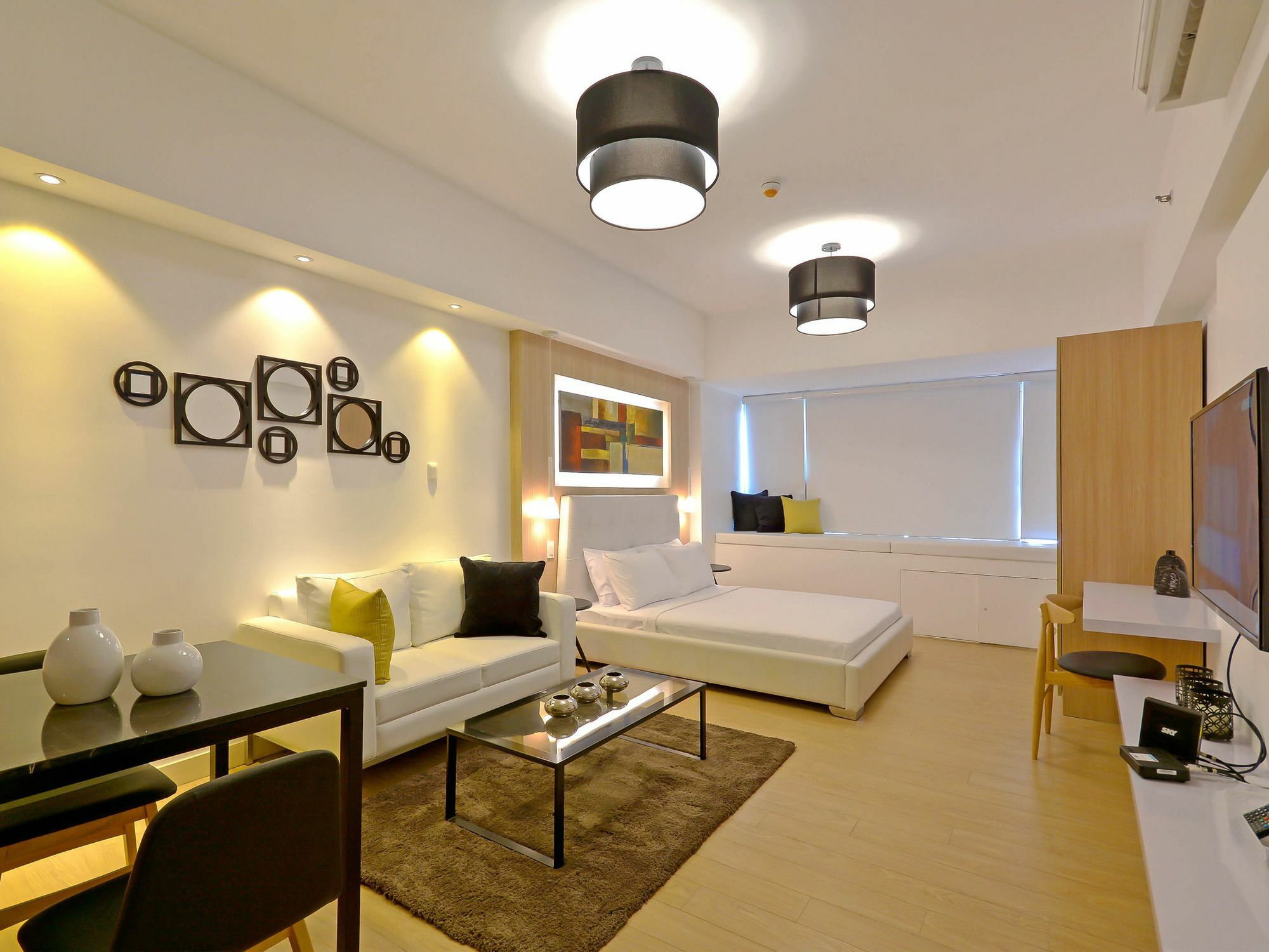 Mandaluyong Shang Luxury Suites מראה חיצוני תמונה